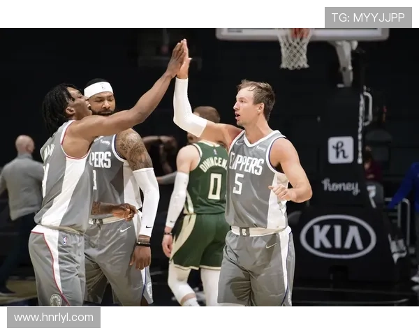 小卡带伤31分难救主疑似争执